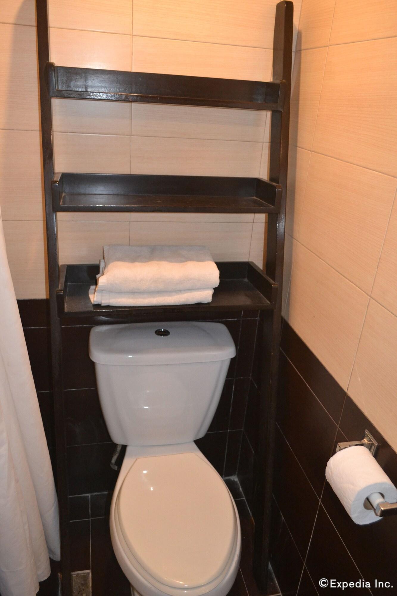 Lancaster Hotel Cebu มักตัน ภายนอก รูปภาพ
