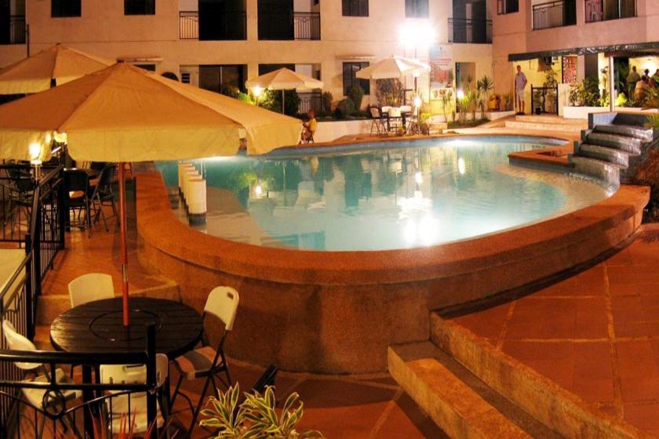 Lancaster Hotel Cebu มักตัน ภายนอก รูปภาพ